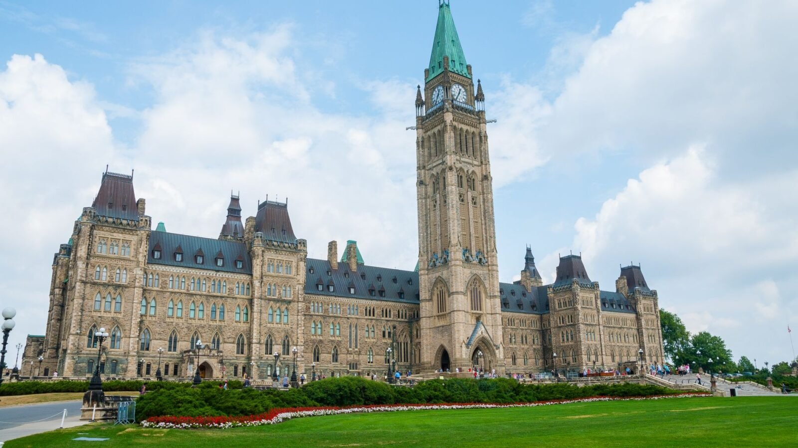 Proposed Bill Seeks to Empower RCMP in Enforcing First Nations Laws